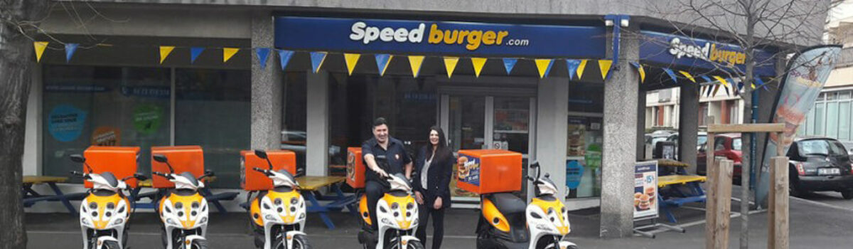 Speed Burger roule en scooters électriques S4 Delivery