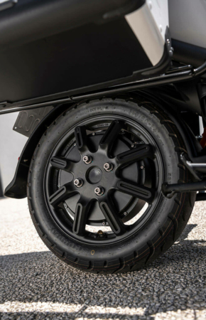 Roue arrière scooter électrique